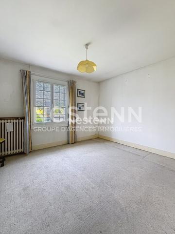 Maison d'environ 152m² sur sous sol total - LONGJUMEAU secteur pavillonnaire