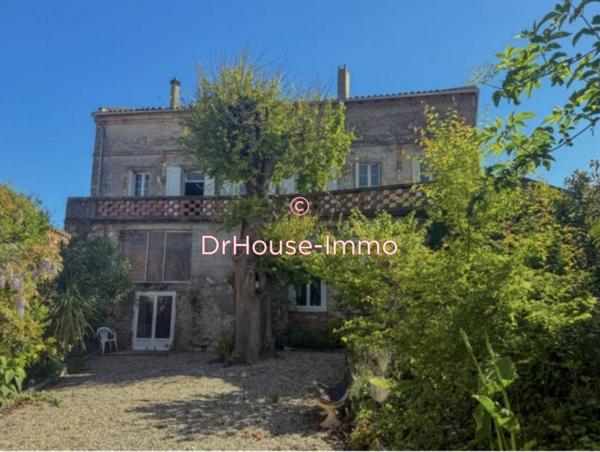 Immeuble à vendre 14 pièces de 560 m²