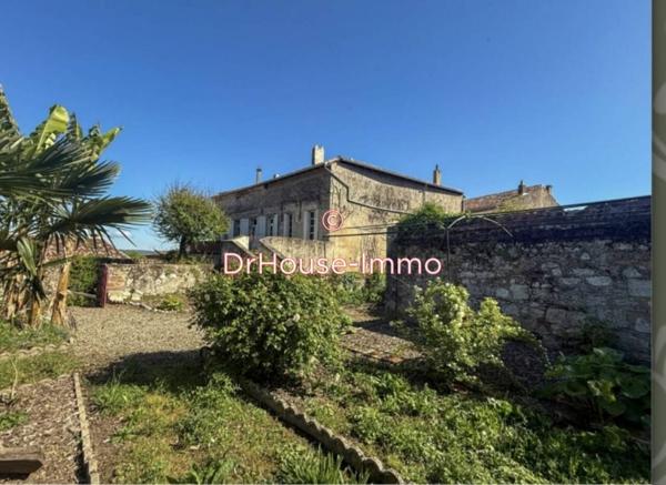 Immeuble à vendre 14 pièces de 560 m²