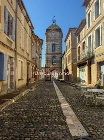 Immeuble à vendre 14 pièces de 560 m²