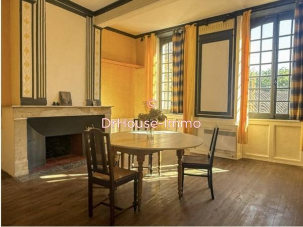 Immeuble à vendre 14 pièces de 560 m²