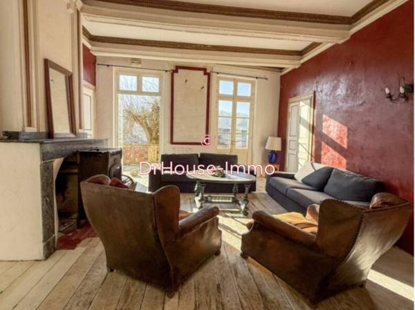 Immeuble à vendre 14 pièces de 560 m²