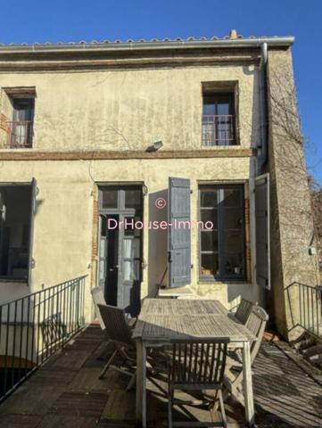 Immeuble à vendre 14 pièces de 560 m²