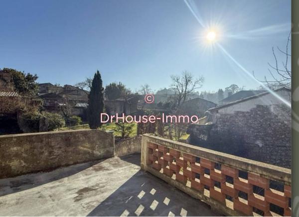 Immeuble à vendre 14 pièces de 560 m²