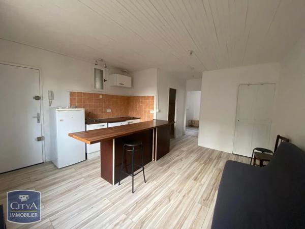Appartement à louer 2 pièces 33.76m² Avignon (84000)
