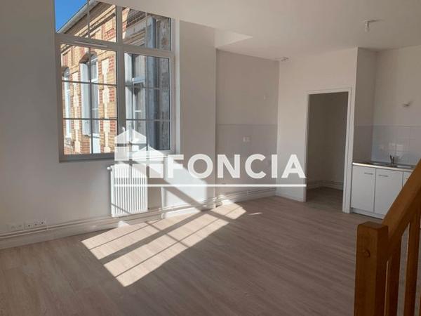 Location Appartement 5 pièces 99.5 m² - 5 BOULEVARD JULES FERRY Louviers 27400