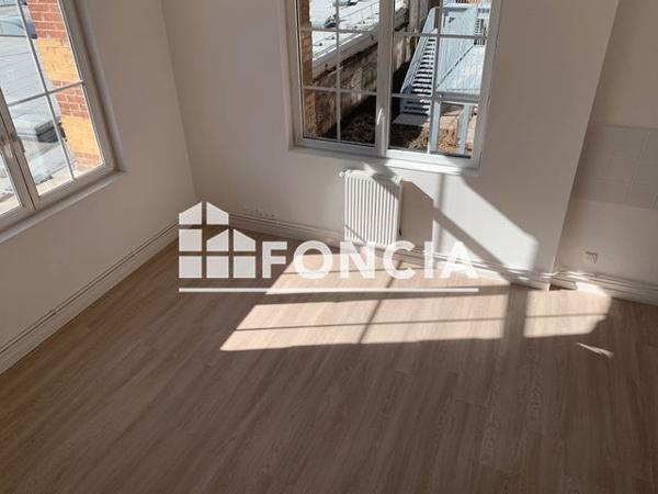 Location Appartement 5 pièces 99.5 m² - 5 BOULEVARD JULES FERRY Louviers 27400