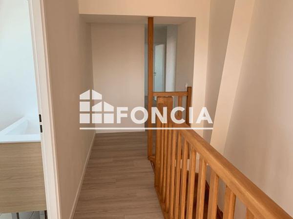 Location Appartement 5 pièces 99.5 m² - 5 BOULEVARD JULES FERRY Louviers 27400