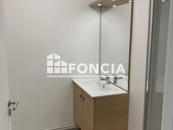 Location Appartement 5 pièces 99.5 m² - 5 BOULEVARD JULES FERRY Louviers 27400