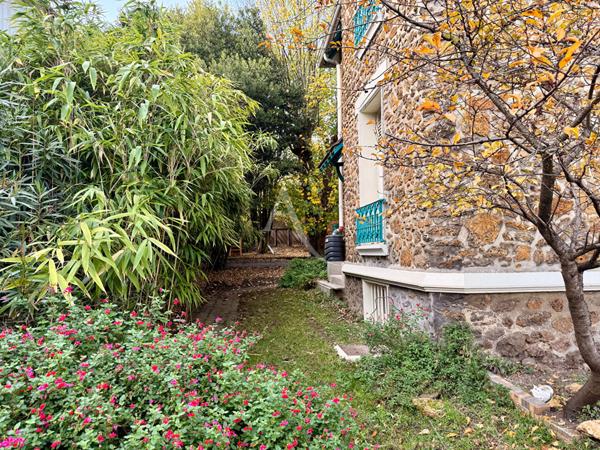 ROSNY-SOUS-BOIS, Centre-ville , maison 7 pièces