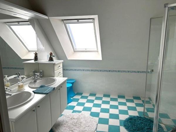 Villa aux prestations soignées entre Mer et Terre