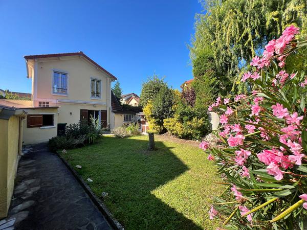 Maison 3 chambres Adamville, idéalement située