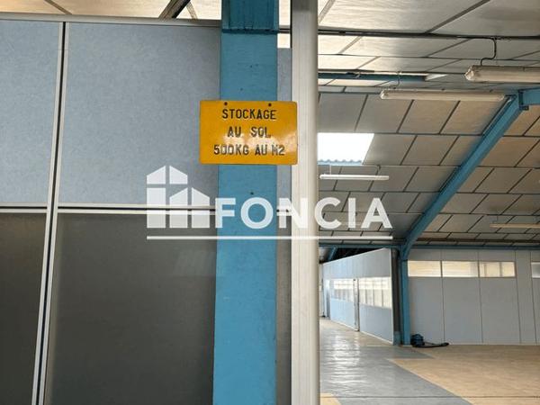 À vendre Local commercial 6700 m² - Bourgoin-jallieu 38300