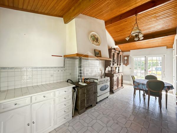 Maison Bordeaux 155 m2, 4 chambres, 2 points d'eau, jardin, garage, calme, Bus G, école