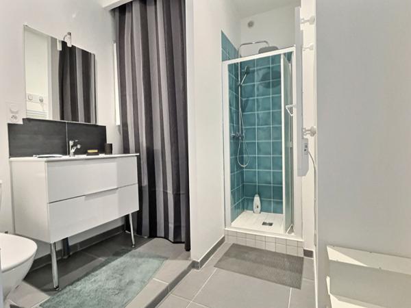 Chambre meublée en colocation maison centre ville Ambérieu