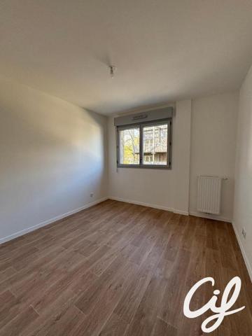 Appartement T4 LA CHAPELLE SUR ERDRE - 87.32 m2  1 158 Euros