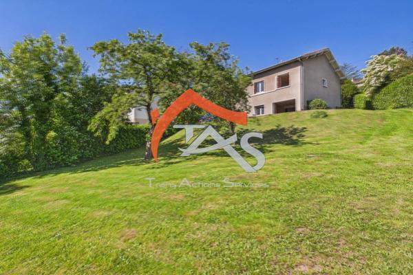 Vente                                                      Maison
                        
                     5 pièces                      102 m2                     à Saint-Chamond
