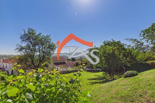 Vente                                                      Maison
                        
                     5 pièces                      102 m2                     à Saint-Chamond