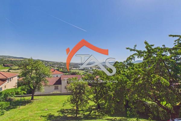 Vente                                                      Maison
                        
                     5 pièces                      102 m2                     à Saint-Chamond
