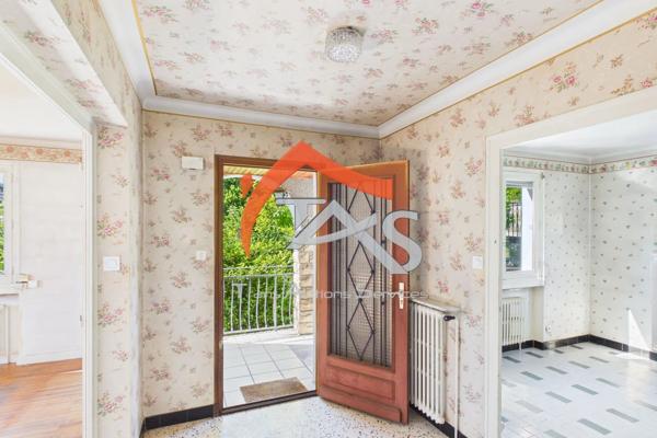 Vente                                                      Maison
                        
                     5 pièces                      102 m2                     à Saint-Chamond