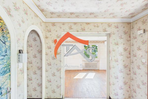 Vente                                                      Maison
                        
                     5 pièces                      102 m2                     à Saint-Chamond