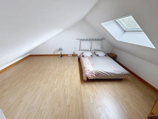 Maison à vendre 9 pièces jardin et garage REIMS (51)