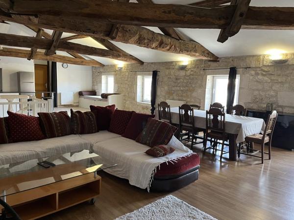 Immeuble à vendre 389 610 € Champniers 391 m² DPE B