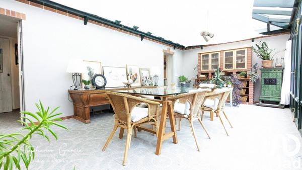 Maison traditionnelle 8 pièces de 141 m² à Le Perreux-sur-Marne (94170)