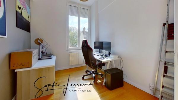 Appartement lumineux de 3 pièces à vendre à Magny-en-Vexin – 53 m², 2 chambres, en cœur de ville
