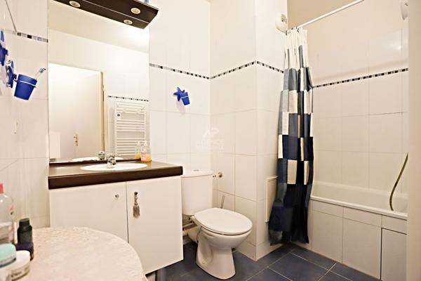 Appartement Nanterre 4 pièce(s) 89.11 m2 567 000 € **  - Référence  15295