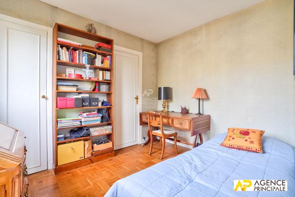 Appartement Maisons Laffitte 5 pièce(s) 95 m2 -EXCLUSIVITE €420 000 ** - Référence 12129