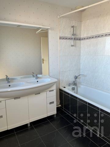 FONTAINE LE COMTE - Maison 89m² en très bon état