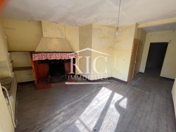 PROCHE CARCASSONNE - ENSEMBLE IMMOBILIER 243 M² - 2 MAISONS - 3 GARAGES - 2 GRENIERS AMÉNAGEABLES Détails des diagnostics énergétiques