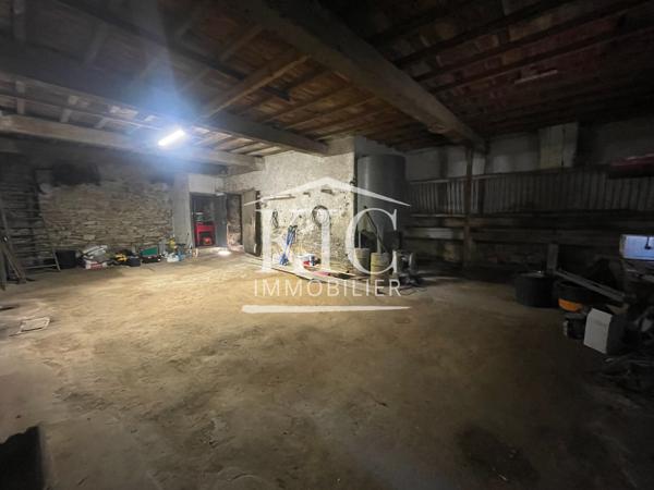 PROCHE CARCASSONNE - ENSEMBLE IMMOBILIER 243 M² - 2 MAISONS - 3 GARAGES - 2 GRENIERS AMÉNAGEABLES Détails des diagnostics énergétiques