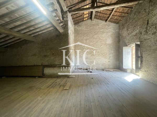 PROCHE CARCASSONNE - ENSEMBLE IMMOBILIER 243 M² - 2 MAISONS - 3 GARAGES - 2 GRENIERS AMÉNAGEABLES Détails des diagnostics énergétiques