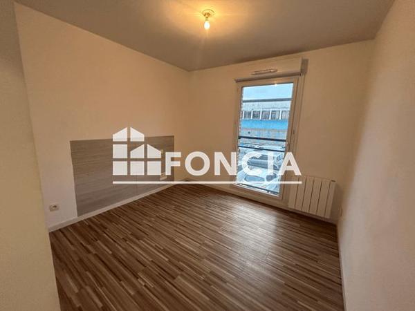 Location Appartement 2 pièces 45.43 m² - 33 RUE DESSEAUX Rouen 76100