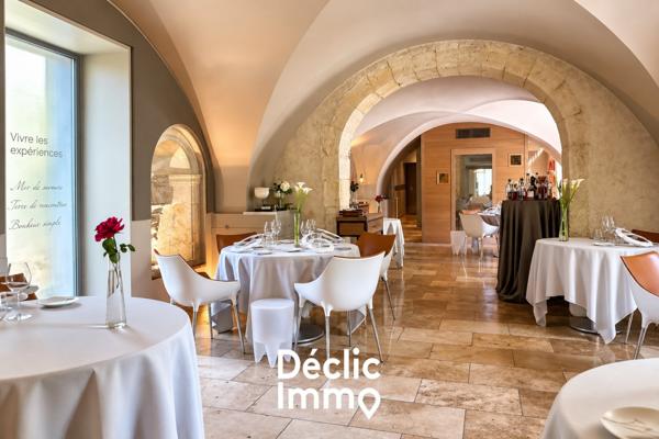 Vente domaine Nimes, 900m² 10 pièces 2 940 000€ avec terrasse