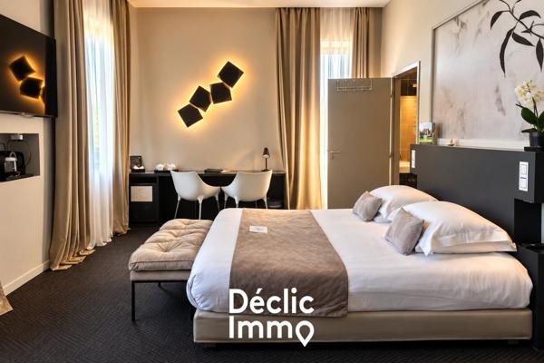 Vente domaine Nimes, 900m² 10 pièces 2 940 000€ avec terrasse