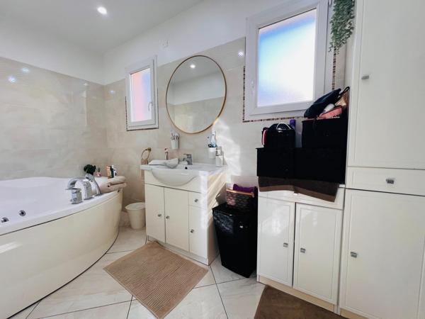 Villeneuve-Loubet (06270) Villa individuelle 4/5pièces à vendre à Villeneuve-Loubet (06)