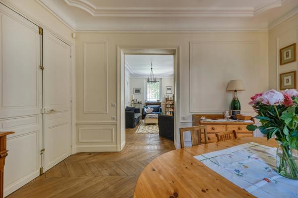 VILLA D'EXCEPTION DE 8 PIECES – UN JOYAU DU PATRIMOINE OVILLOIS