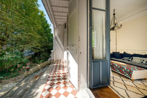 VILLA D'EXCEPTION DE 8 PIECES – UN JOYAU DU PATRIMOINE OVILLOIS