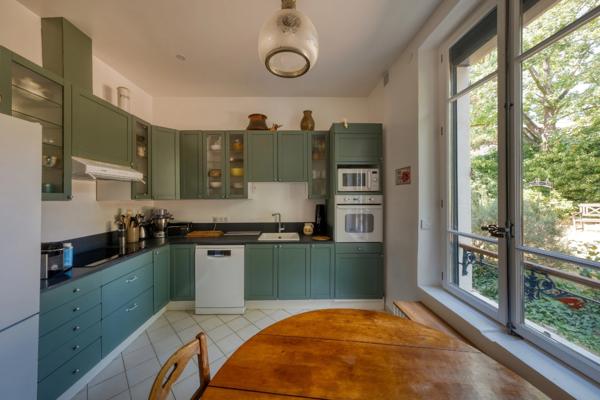 VILLA D'EXCEPTION DE 8 PIECES – UN JOYAU DU PATRIMOINE OVILLOIS