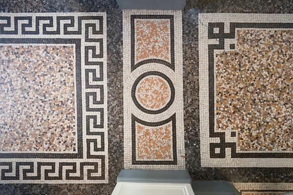 VILLA D'EXCEPTION DE 8 PIECES – UN JOYAU DU PATRIMOINE OVILLOIS