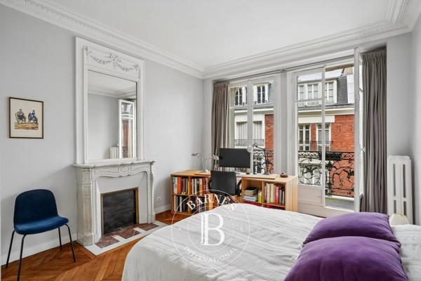 Paris 16ème, Appartement 2 Chambres -  89 m² à vendre