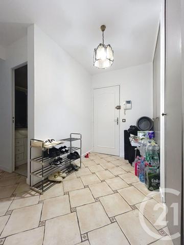 Appartement F4 à vendre  4 pièces - 76,85 m2 REIMS - 51