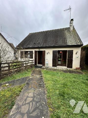 AUBEVOYE. Dans quartier calme, maison vivable de plain-pied 3 ch