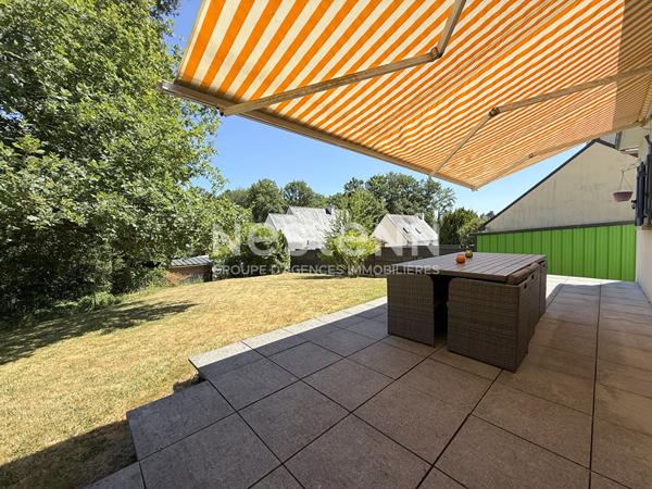 Jolie maison de 2003 à vendre à MOREAC, 3 chambres, garage et son jardin de 650 m²