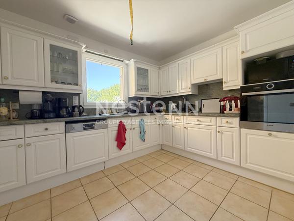 Jolie maison de 2003 à vendre à MOREAC, 3 chambres, garage et son jardin de 650 m²