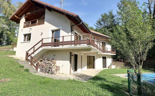 Maison à louer    6 pièces • 238,27 m2 Chens-sur-Léman