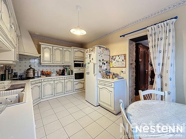 Maison de caractère 5 chambres avec piscine - Saint-Marcel